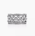 Florence Elegant Eternity Band