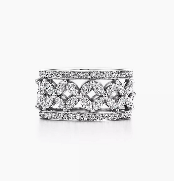 Florence Elegant Eternity Band